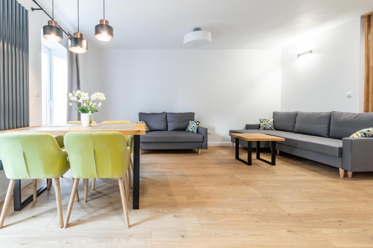 Apartsatideluxe